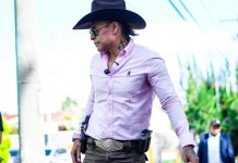 A ustedes “extorsionistas” también les servirá el paso a desnivel, afirma Neto Bran