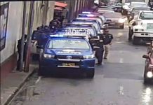 Las Gaviotas: fuerte presencia policial en centro de detención por requisa La presencia de unidades policiales en el centro de detención es para efectuar una requisa. Foto La Hora: captura de pantalla