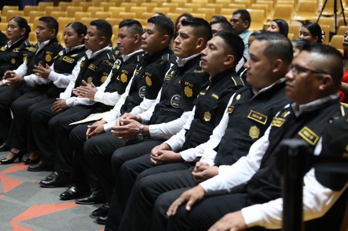 Embajada de EE. UU. colabora en capacitación criminal de PNC por delincuencia financiera. Foto La Hora: US Embassy