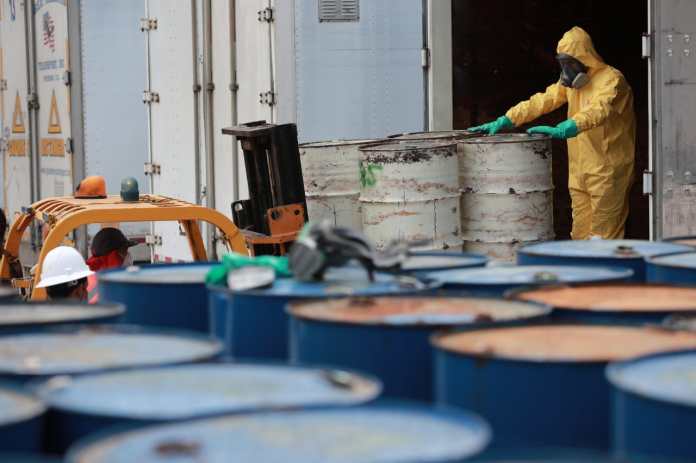 DEA destaca acuerdo gubernativo de Guatemala contra precursores químicos para fentanilo.