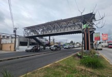 Este fin de semana será removida la pasarela ubicada entre la 37 y 38 calle de la Aguilar Batres, según informó la PMT de Villa Nueva. Foto La Hora: PMT de Villa Nueva
