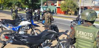 Plan de seguridad de la PNC y Ejército. Foto La Hora: Policía Nacional Civil