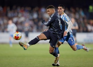 El Real Madrid, con un doblete de Kylian Mbappé, venció 3-2 al Talavera para asegurar su lugar en los octavos de final de la Copa del Rey.