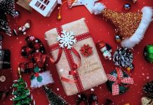 Cada 25 de diciembre, millones de personas alrededor del mundo entregan regalos a sus seres queridos como parte de las celebraciones navideñas.