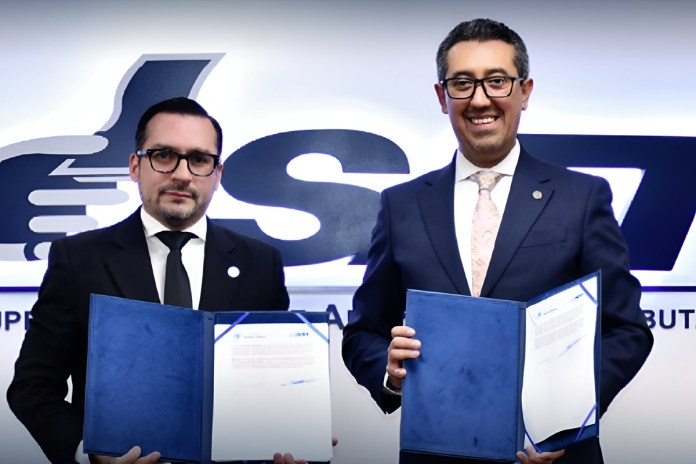 SAT y Finanzas firman convenio para la recaudación tributaria por Q119 mil 161.7 en 2026.