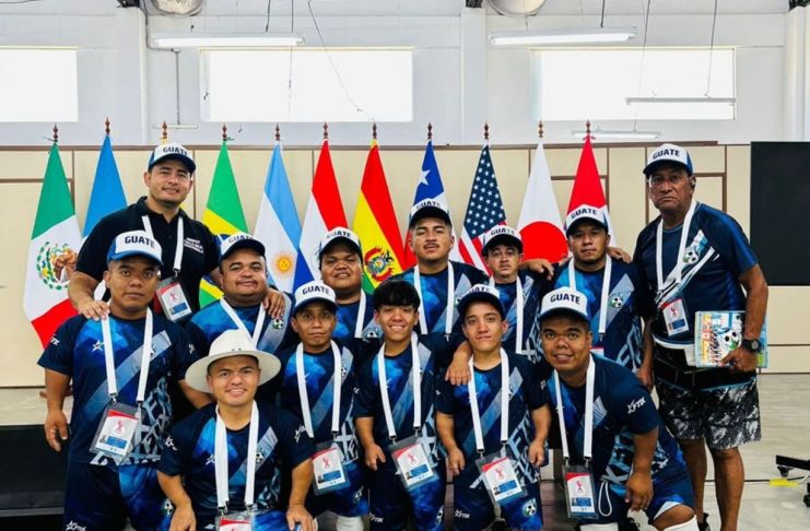 El seleccionado guatemalteco de talla baja recientemente compitió en la Copa América de talla baja, en Paraguay. Foto La Hora: Liga Nacional GT