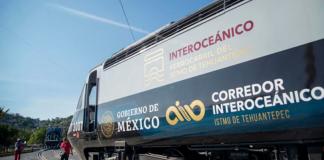 El tren Transístmico, parte del Corredor Interoceánico del Istmo de Tehuantepec (CIIT), un megaproyecto que conecta los océanos Atlántico y Pacífico mediante trenes, puertos y polos industriales, se descarriló la mañana de este domingo, informó la Secretaría de Marina (Semar) de México, sin precisar si había o no personas afectadas. Imagen de archivo. Foto: La Hora/ EFE/Luis Villalobos