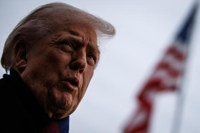 Trump firma orden ejecutiva para declarar al fentanilo como Trump firmó una orden ejecutiva para declarar al fentanilo, droga que ha generado estragos en la población estadounidense. Foto La Hora: EFE