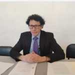 Carlos Bezares, presenta un informe en la CC por la apelación que presentaron sus excompañeros por el control del partido VOS. Foto: La Hora