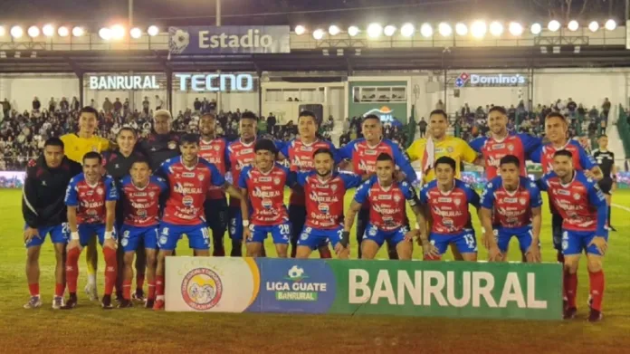 Xelaju MC-Copa Centroamericana Los jugadores quetzaltecos aparecen en la línea defensiva, media cancha y delantera en el once ideal. Foto La Hora: Xelajú MC