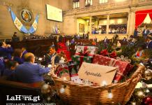 Los diputados también recibirán el aguinaldo con incremento, debido al aumento salarial que recibieron en febrero. Arte: La Hora