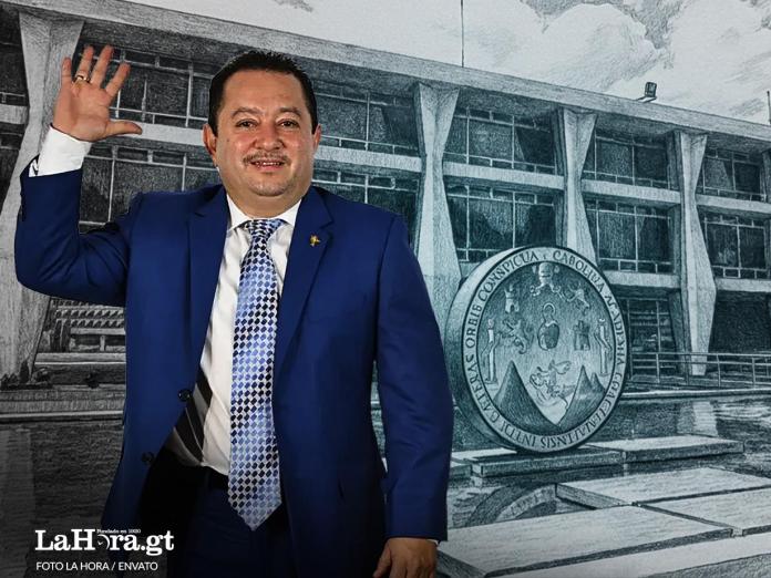 El Consejo Superior Universitario (CSU) debe convocar a la elección de rector de la USAC para elegir el sustituto de Mazariegos. Diseño La Hora: Roberto Altán