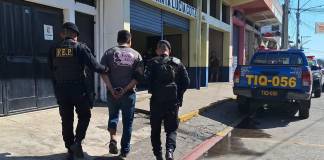 Williams ”N”, de 25 años, alias "El Perro" presunto responsable de herir con arma de fuego a otro hombre. Foto La Hora: PNC.