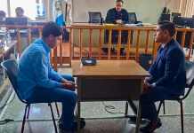 El Tribunal Cuarto de Sentencia Penal realizó un careo entre Carlos Garçia Rubio y un amigo de Hansel Szarata, implicados en la muerte de este. Foto La Hora: Sergio Osegueda