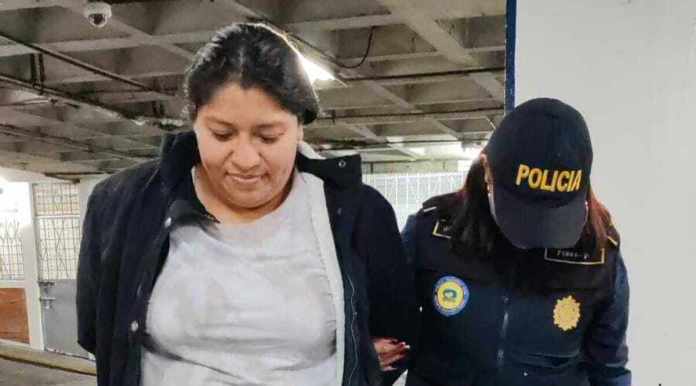 El juzgado de turno ligó a proceso y envió a prisión preventiva a la supuesta conviviente de alías Snyper, capturada la semana pasada. Foto La Hora: PNC