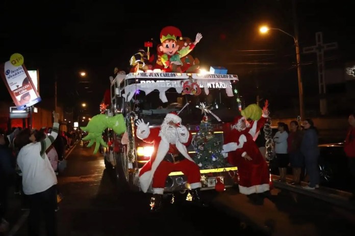 La Ciudad de Guatemala registrará modificaciones en la movilidad este sábado 6 de diciembre debido al Desfile Navideño del Cuerpo de Bomberos Voluntarios.