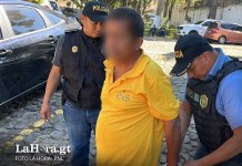 Presunto responsable de la muerte de niño en San Juan Sacatepéquez se presentará a audiencia esta noche Marvin González Chinchilla, señalado de la muerte del niño Edgar Gadiel Alvarado, será presentado ante un juez esta noche. Arte: La Hora/Alejandro Ramírez