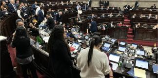 Los diputados cuando lograron acuerdos aprobaron hasta siete decretos en una plenaria. Foto: La Hora / José Orozco