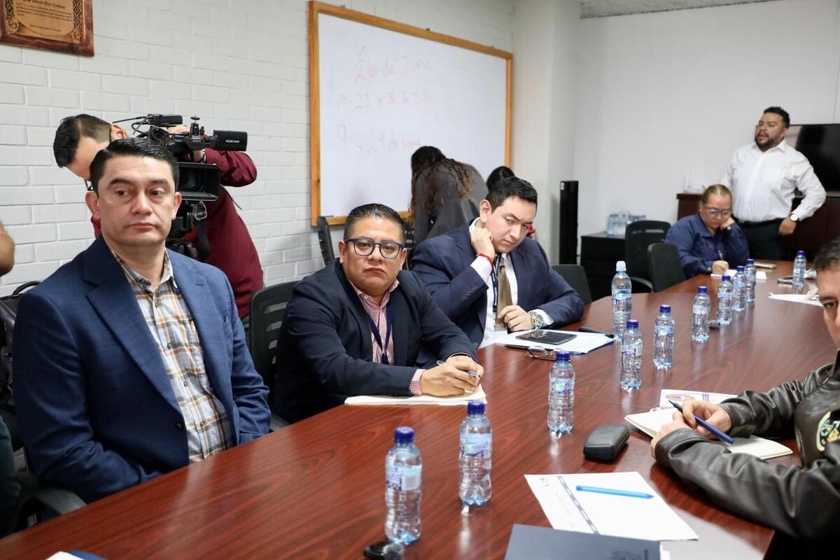 Control de cámaras, censo de presos y denuncias, temas que aborda director del Sistema Penitenciario