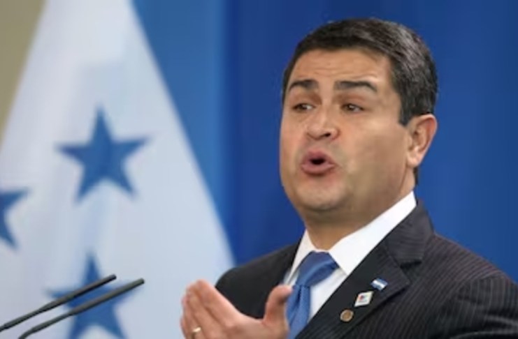 El fiscal general del Estado de Honduras, Johel Zelaya, pide la "captura internacional" del expresidente Juan Orlando Hernández.