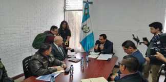 El viceministro de Gobernación, Estuardo Solórzano, acude a citación del diputado José Chic por construcción de cárceles. Foto: La Hora