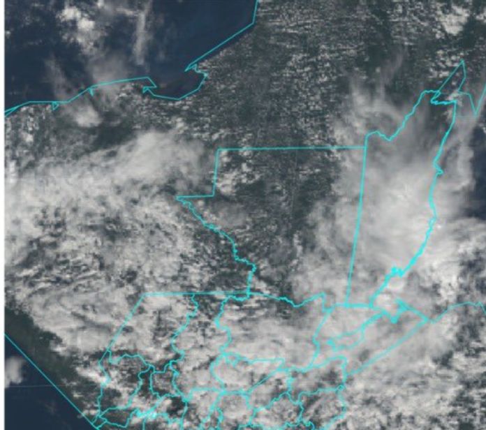 El Insivumeh informó que el frío se mantendrá y también prevé lluvias durante la noche en algunas áreas del territorio guatemalteco. Foto La Hora: Insivumhe