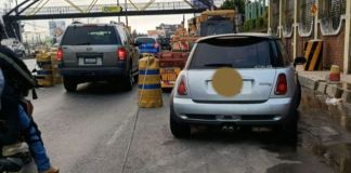 Tránsito de Santa Catarina Pinula recomienda a los automovilistas a tomar sus precauciones al pasar por el sector en horas de la noche. Foto La Hora: PMT Santa Catarina Pinula