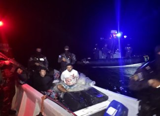 El Salvador intercepta lancha con bandera guatemalteca y decomisa 450 kilos de cocaína en el Pacífico