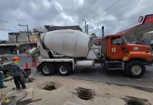 Autoridades de Mixco informaron que este sábado inició la colocación de los pilotes y columnas para la fundición en el paso a desnivel de El Milagro. Foto La Hora: Neto Bran/X