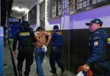 El Juzgado Cuarto Penal suspendió nuevamente la audiencia de primera declaración contra tres reos fugados por problemas de conexión. Foto La Hora: PNC