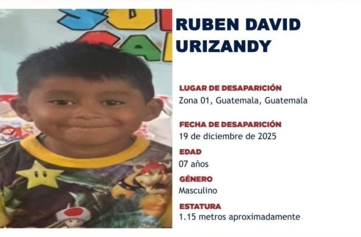 Un menor desapareció por la noche de este viernes 19 de diciembre en la Plaza de la Constitución, según dio a conocer la PGN. Foto La Hora: PGN