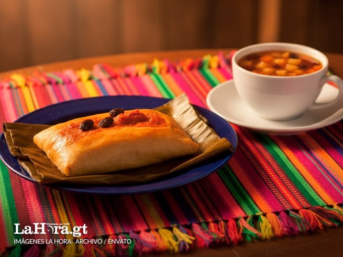 Guatemala será escenario de una de las actividades más llamativas de la temporada navideña, con la presentación del tamal y el ponche más grandes del país.