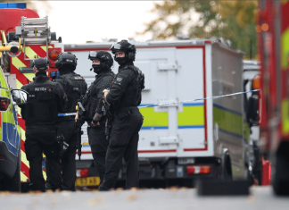 Videos grabados por personas cerca de la playa de Blondi, Sidney, recopilaron el ataque armado contra una comunidad judía. Foto La Hora: EFE
