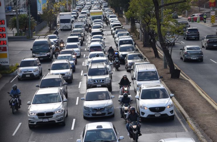 Distintas actividades de fin de año se concentran este fin de semana, lo que según las autoridades, podría generar complicaciones en el tránsito. Foto La Hora: Archivo