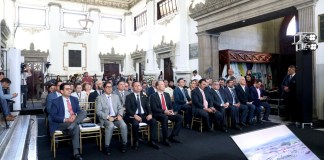 El presidente del TSE, Gabriel Aguilera, acudió a una actividad de la comisión legislativa del Migrante. Foto: Congreso de la República