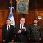 Qué prohíbe hacer el estado de sitio promulgado por Arévalo.