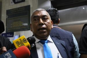 Arévalo pide embargo: Curruchiche percibiría Q160 mil al mes entre salario y productos financieros