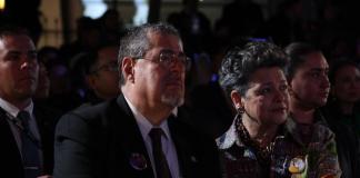 "Cree que por una beca hay una transacción de un condicionamiento político", expresa Arévalo ante beca a su nieto.