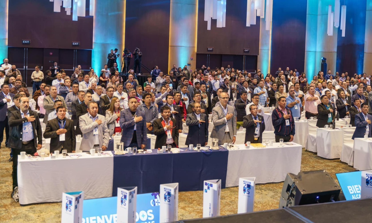 Un día antes de la elección de nuevas autoridades en la Anam, habrá reuniones con actores externos, confirmaron varios alcaldes. Foto: La Hora/Archivo de la pasada elección de la Junta Directiva de la Anam.