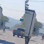 Imágenes del momento del ataque armado registrado en el kilómetro 32.5 de la ruta al Pacífico. Foto La Hora: Captura de pantalla