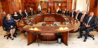 Los 13 magistrados de la Corte Suprema de Justicia en el pleno, el pasado 14 de octubre de 2024. Foto La Hora: Organismo Judicial.