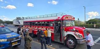 Los operativos de las fuerzas combinadas continúan en el centro de Escuintla y rutas principales del departamento. Foto La Hora: PNC