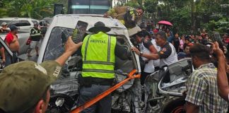 Colisión triple registrada en el kilómetro 135 de la ruta al Pacífico. Foto La Hora: Bomberos Voluntarios