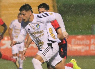 El delantero guatemalteco Darwin Lom anunció su salida de Comunicaciones y en las próximas horas se podría unir a un equipo en el extranjero.