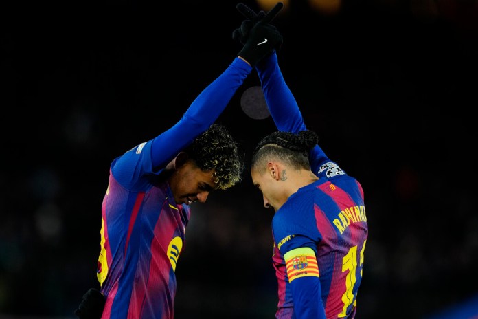 Equipos clasificados octavos de final Champions League Los ocho primeros lugares de la tabla general de la Champions League consiguieron su clasificación de manera directa a los octavos de final.