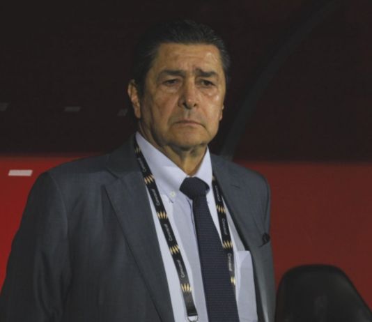 Luis Fernando Tena dirigirá su primer amisto internacional ante Canadá este 17 de enero en Los Ángeles, Estados Unidos. Foto La Hora: D. Ramírez