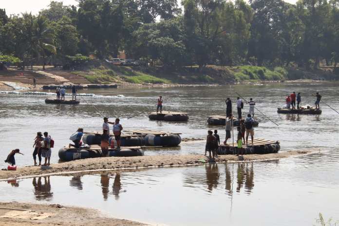 México refuerza seguridad y controles en la frontera ante estado de sitio en Guatemala.