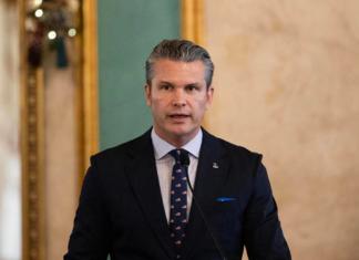 Imagen de archivo del secretario de Guerra de Estados Unidos, Pete Hegseth. Foto: La Hora/ EFE/ Orlando Barría