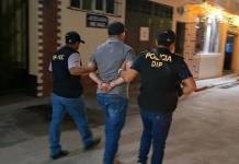 Hombre con tres órdenes de captura es aprehendido con armas de fuego en El Progreso Glock