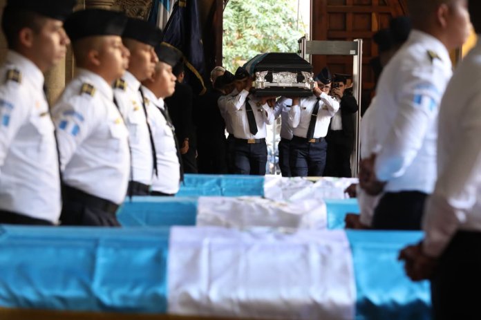 Familiares de agentes de la PNC tendrán reconocimiento económico por parte del gobierno.